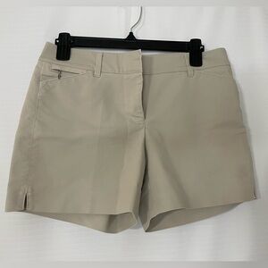 White House Black Market Women’s Khaki Dress Shorts Size 4 Short